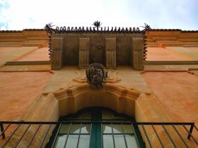 mascherone di palazzo bertini a Ragusa