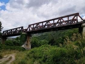 escursion passing by bridge which connect Ragusa and Modica