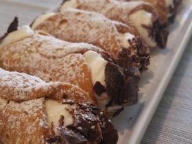 home made cannoli with ricotti