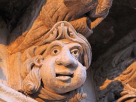 mask of palazzo Bertini in Ragusa